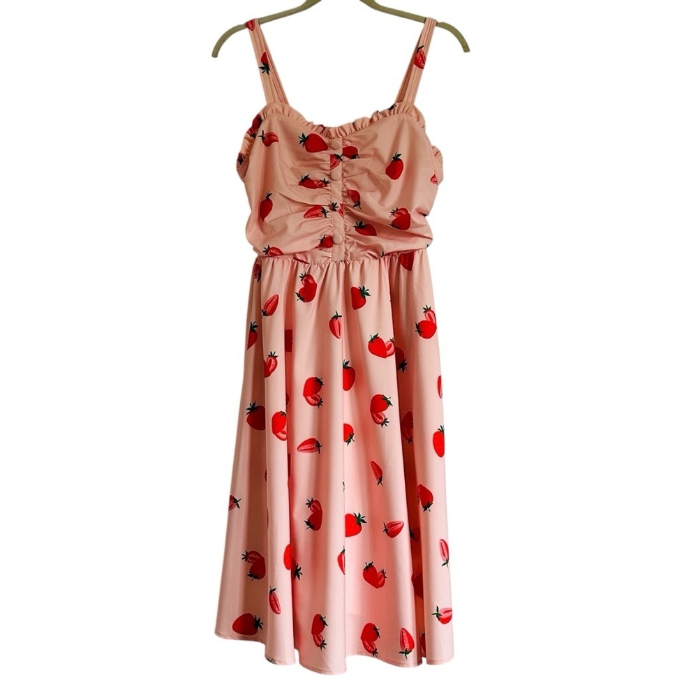 BELLE POGUE STRAWBERRY PRINT RUCHED FIT AND FLARE DRESS SIZE MEDIUM - Picture 5 of 15